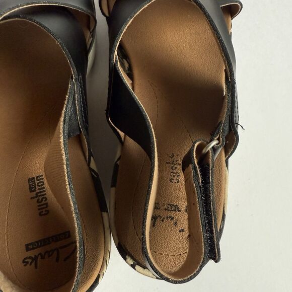 Clarks Stasha Hale Wedge Slingback strap black/white Sz 8.5M Crossed Wide Strap - Picture 11 of 13